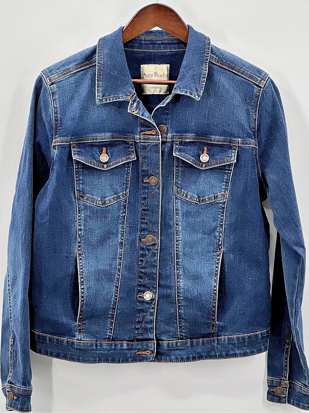 515 Any Body Denim Jacket Size Small Like New
